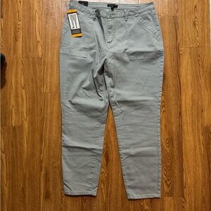 Women’s Gray High Rise Twill Pant